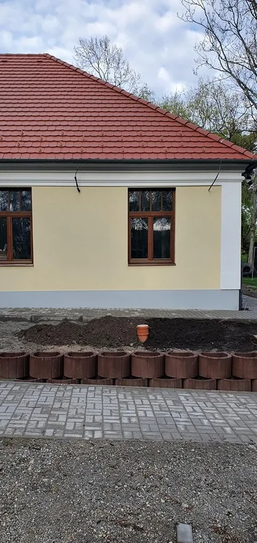Bölcsöde 75%-os készültségi szint