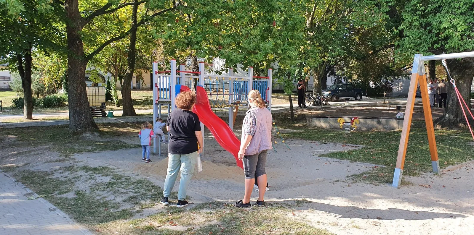Parkosítás Ácsteszéren